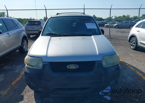 2005 Ford Escape Xlt из США, поврежденный, VIN 1FMYU03175DA18437